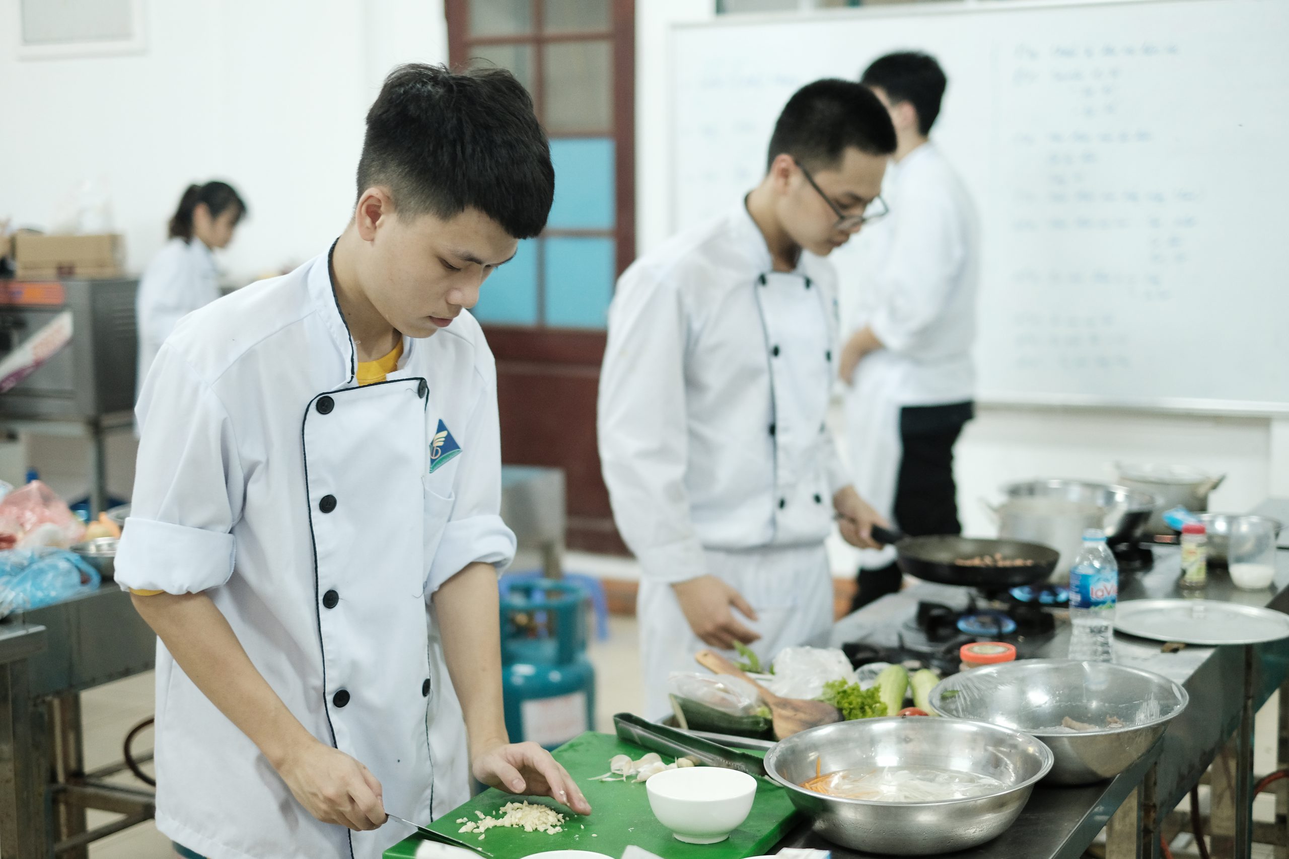 Đầu bếp học nghề trong bao lâu?